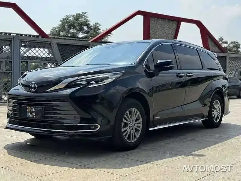 Toyota Sienna 2021 2.5L Hybrid Premium Edition