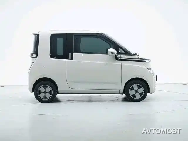 Wuling Air ev 2023 4-Seat Advanced Edition — фото 3