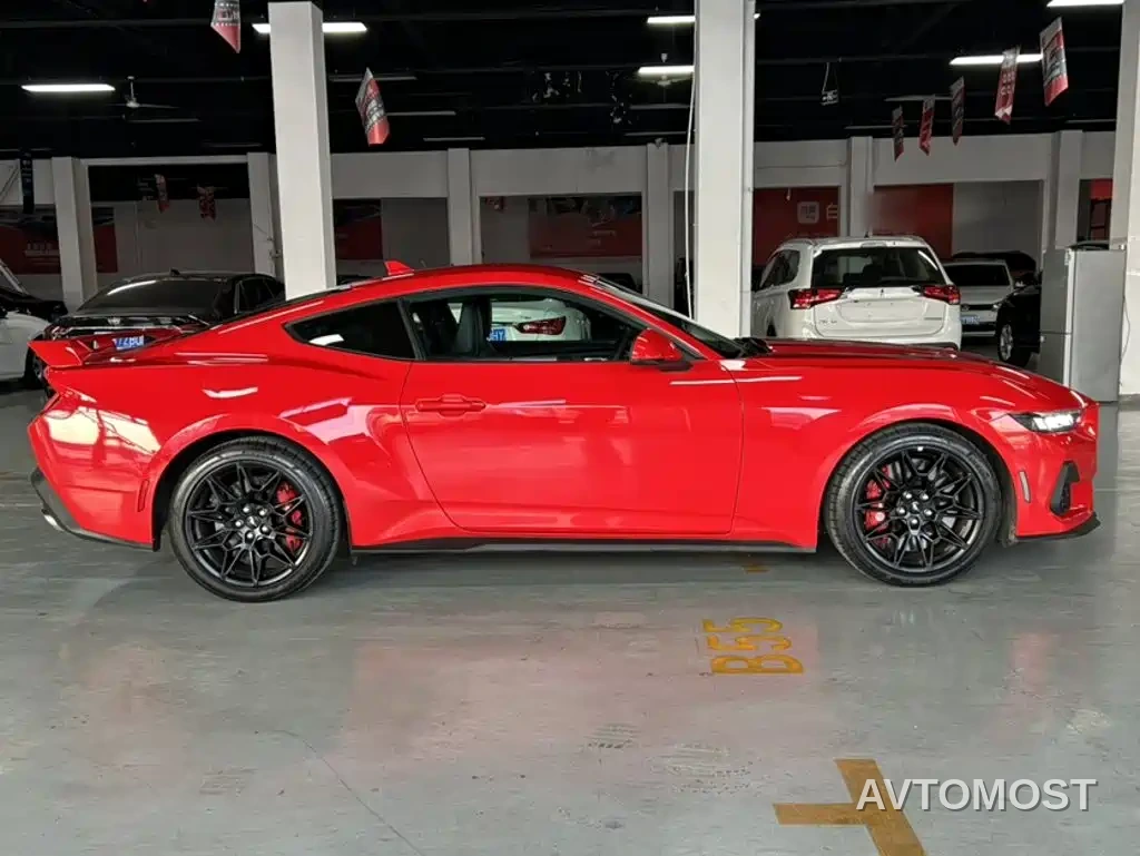 Ford Mustang 2024 2.3T EcoBoost Coupe Performance Edition — фото 17