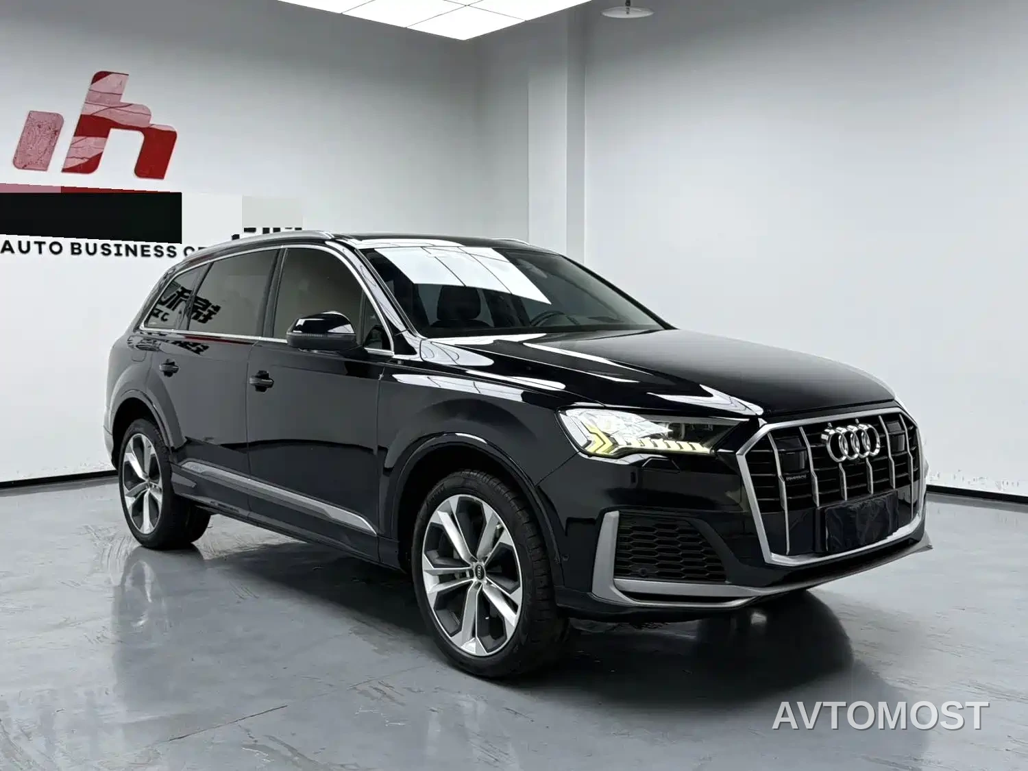 Audi Q7 2021 55 TFSI quattro S line Premium — фото 3