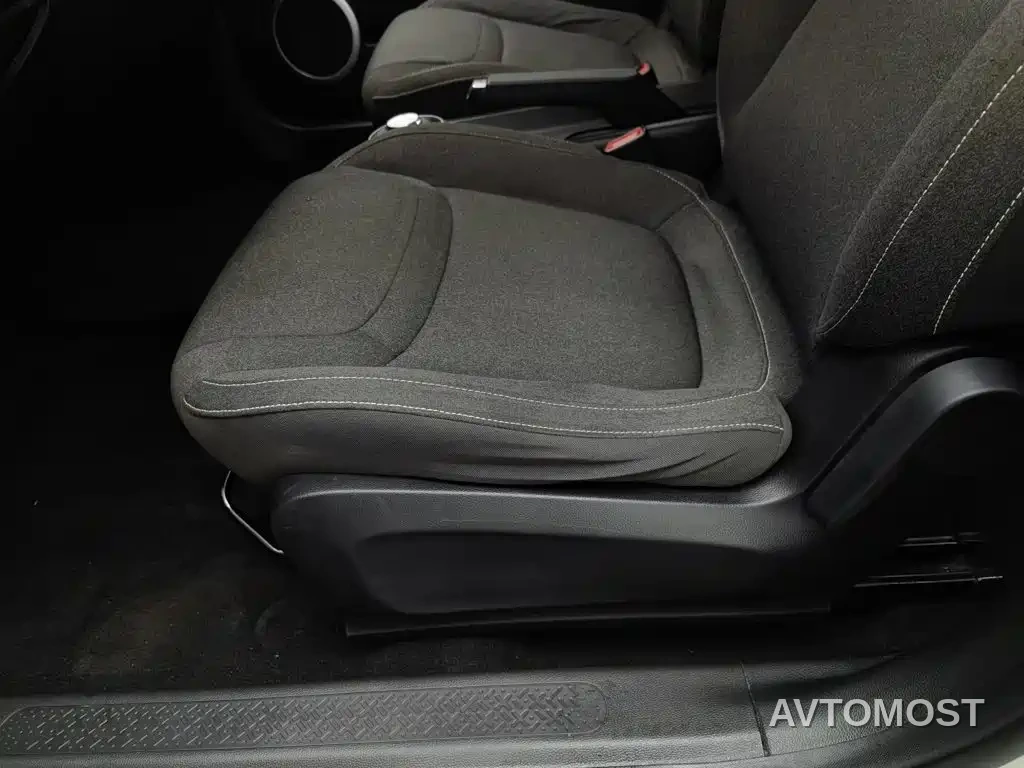 Wuling Bingo 2023 Model 203km Lite Enjoyment Edition — фото 19