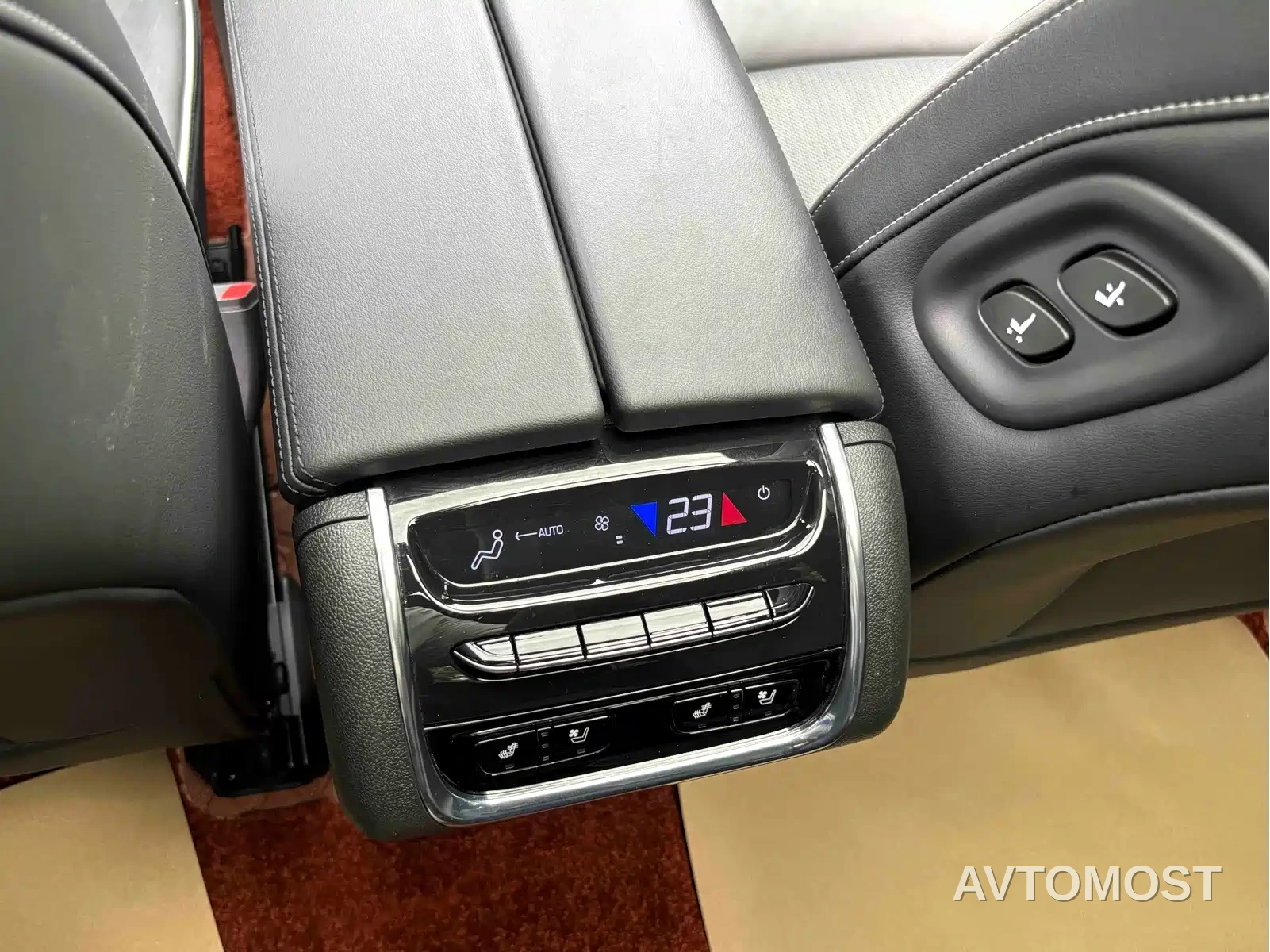 Buick Enclave 2022 652T AWD Premium Flagship 6-Seater — фото 14