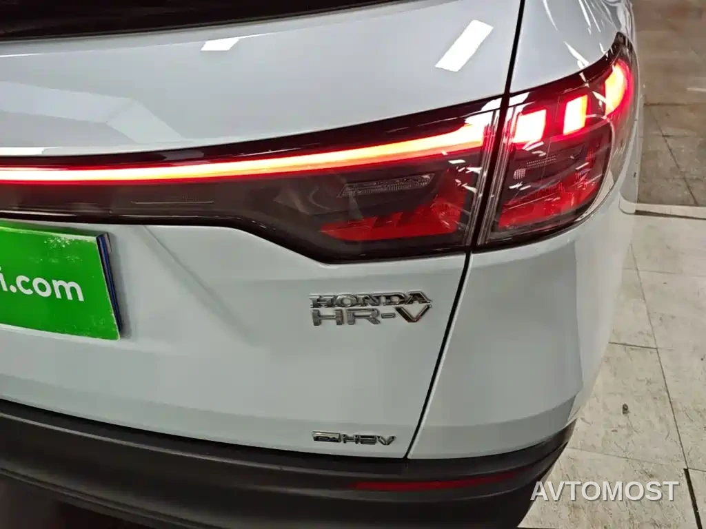 Honda HR-V 2023 2.0L e:HEV Dynamic Speed Edition — фото 8