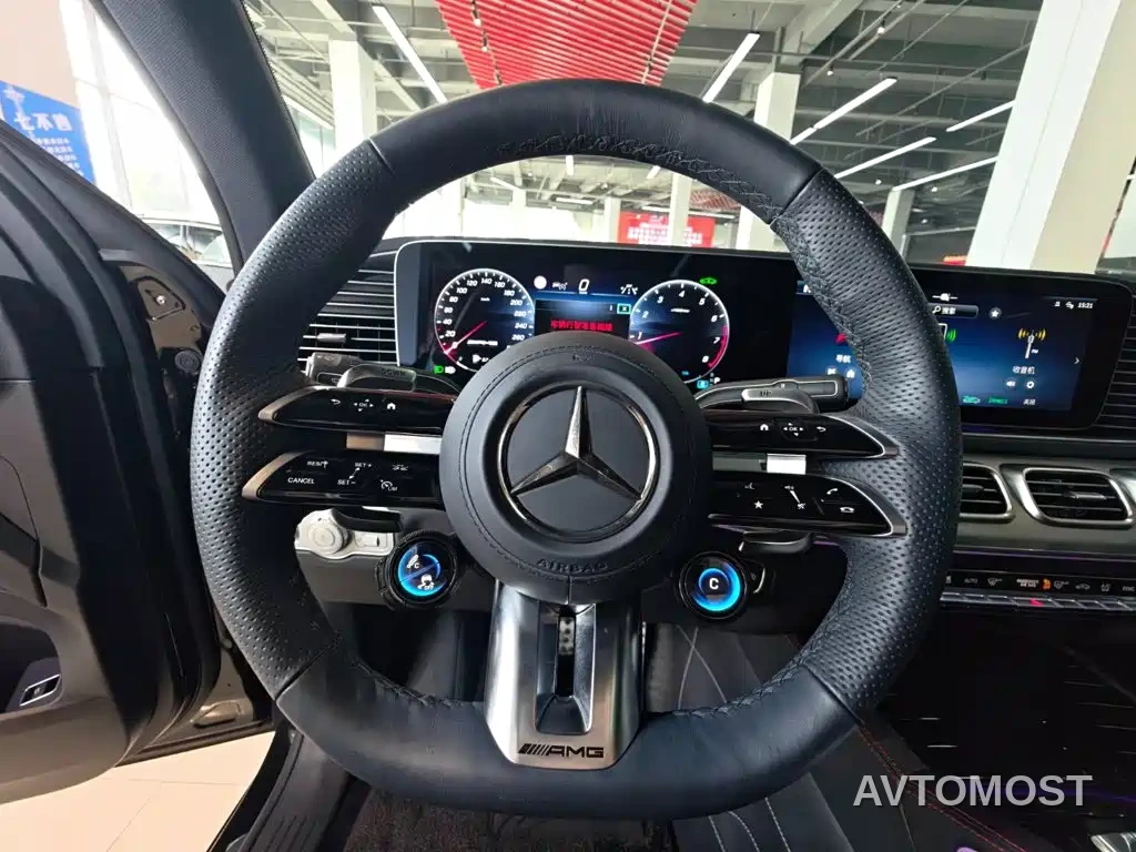 Mercedes-Benz GLE AMG 2025 Facelift AMG GLE 53 4MATIC+ — фото 32