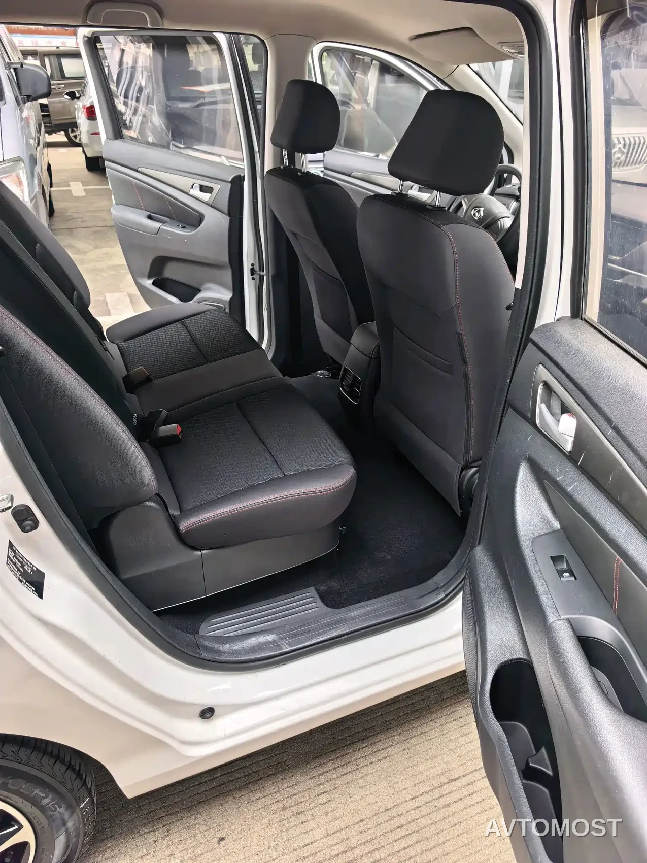 Changan Oshan A600EV 2021 EV — фото 8