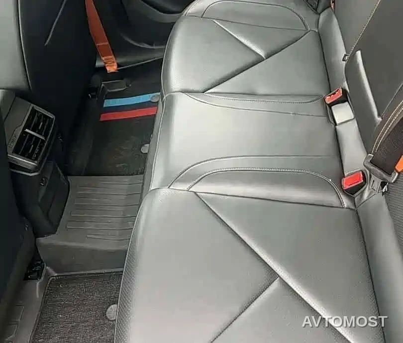 Changan UNI-V 2022 1.5T Excellence — фото 10