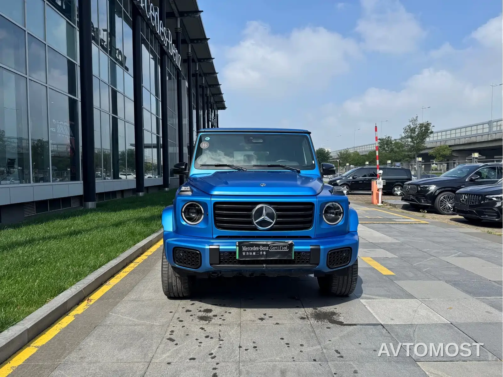 Mercedes-Benz G-Class New Energy 2025 G580 Launch Special Edition — фото 2