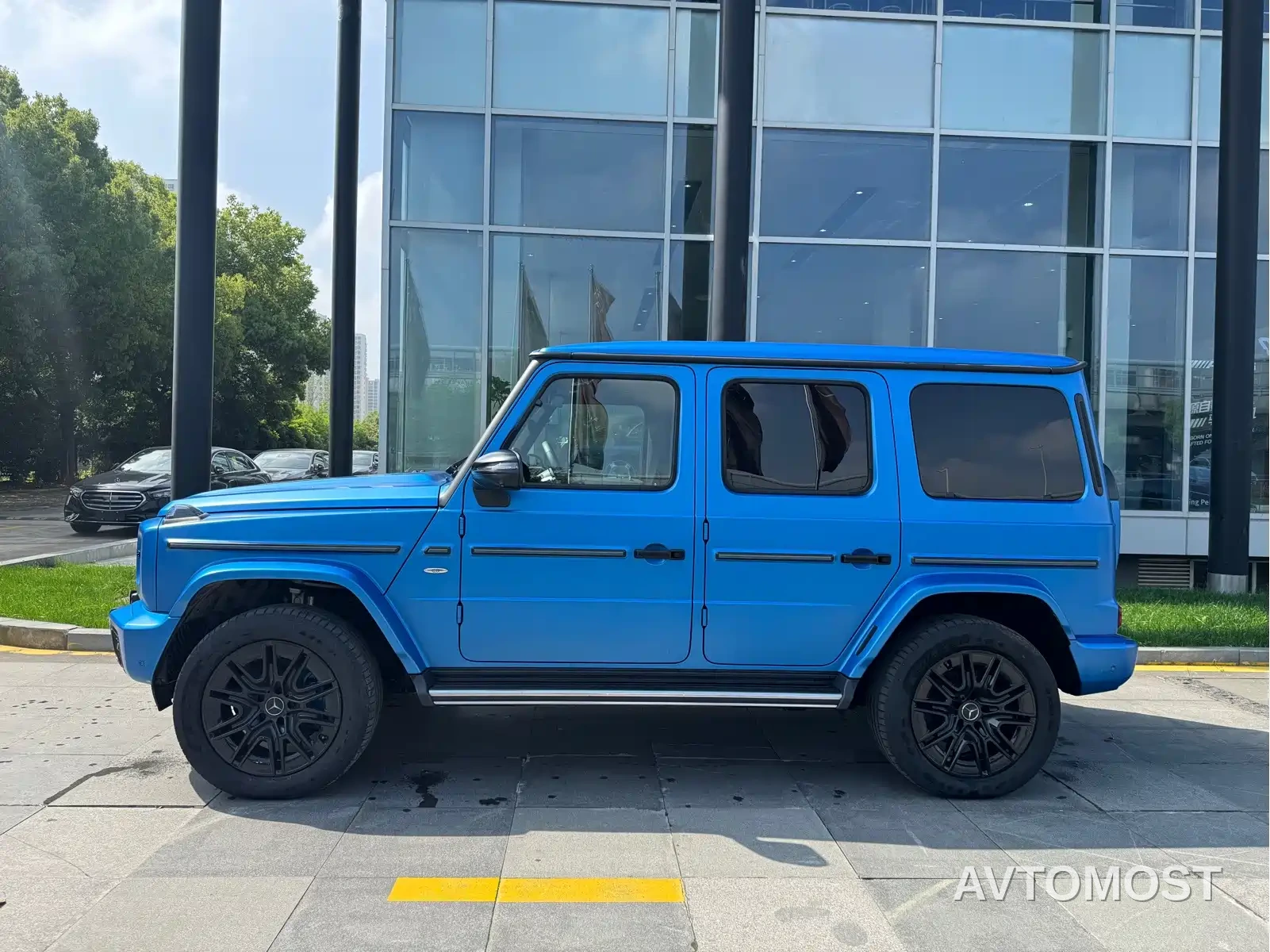 Mercedes-Benz G-Class New Energy 2025 G580 Launch Special Edition — фото 4