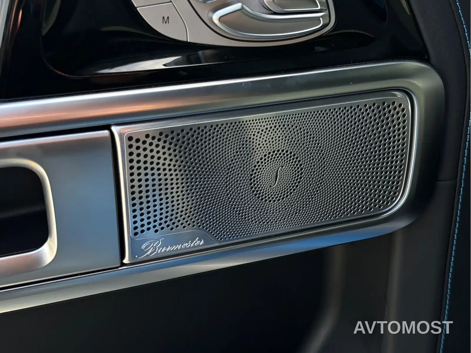 Mercedes-Benz G-Class New Energy 2025 G580 Launch Special Edition — фото 12