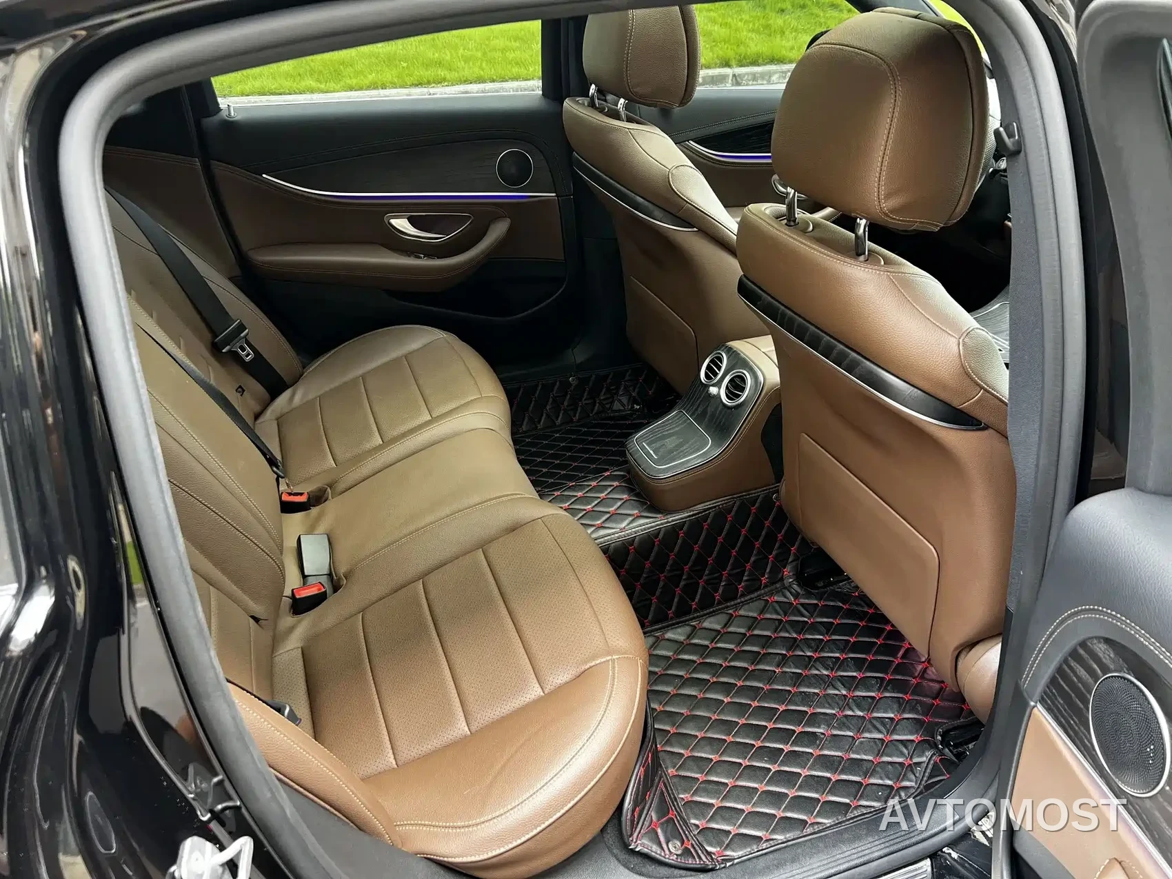 Mercedes-Benz E-Class New Energy 2022 Facelift E 350 e L Plug-in Hybrid Sport Sedan — фото 14