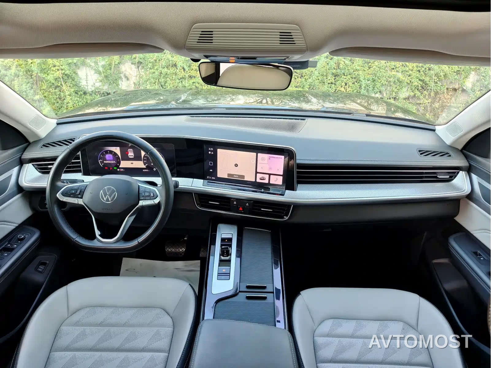 Volkswagen Talagon 2023 330TSI Luxury Touring Edition — фото 8