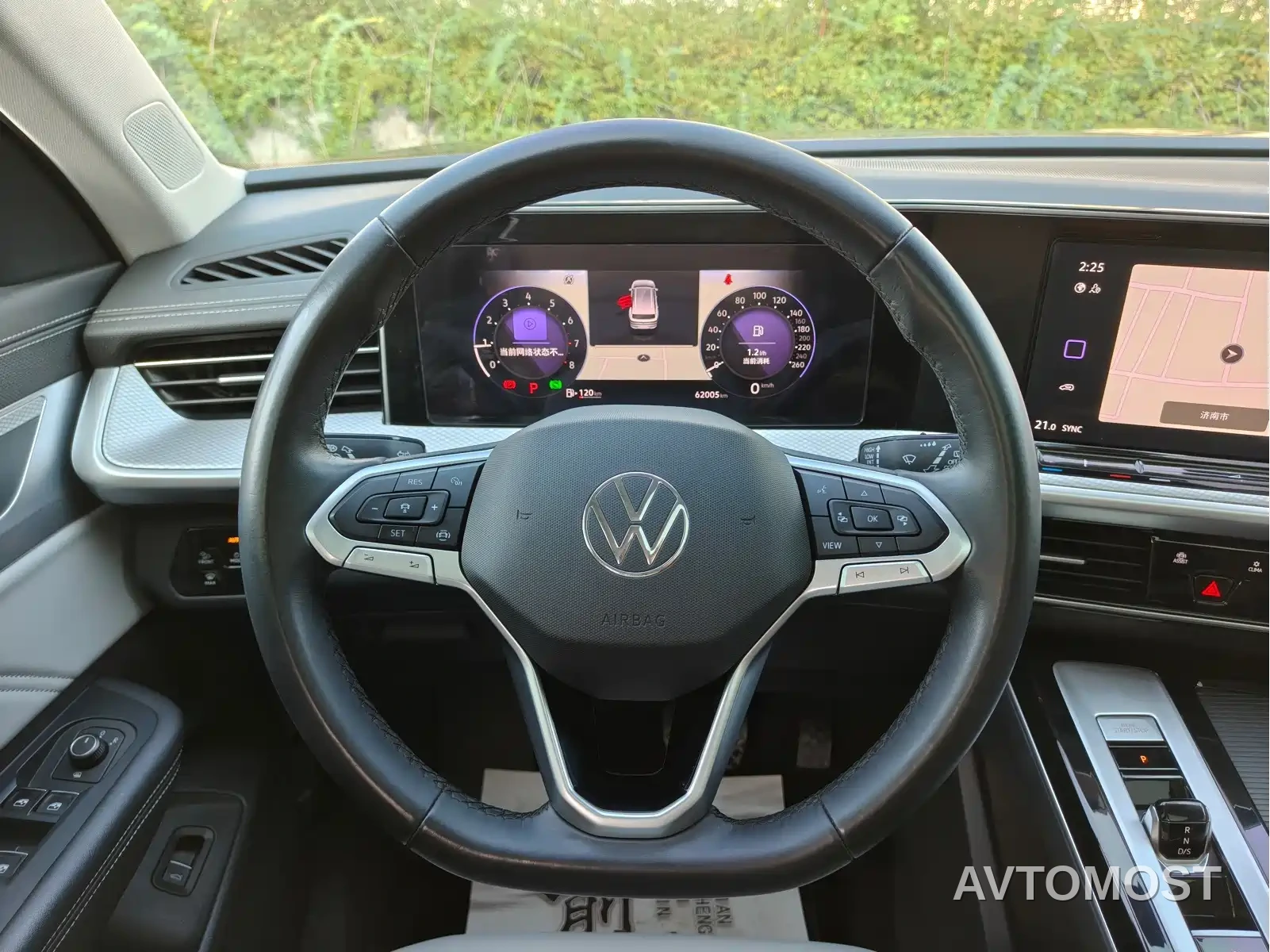Volkswagen Talagon 2023 330TSI Luxury Touring Edition — фото 12