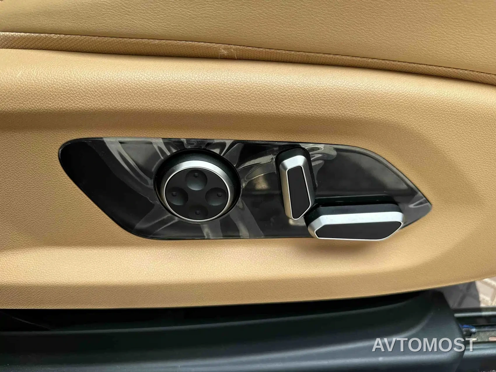AITO M5 2022 Extended Range RWD Standard — фото 9
