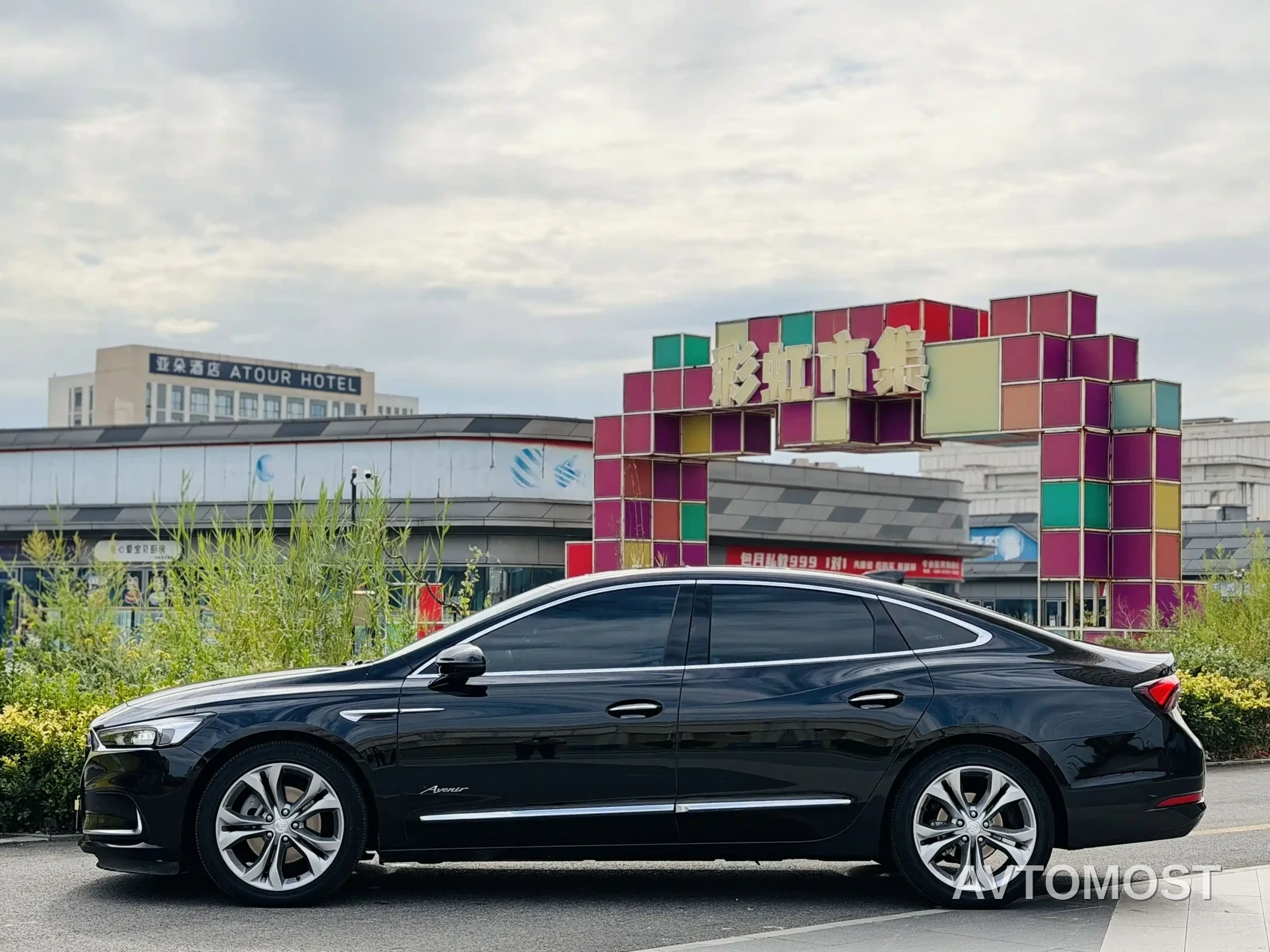 Buick LaCrosse 2022 Avenir First Edition — фото 4