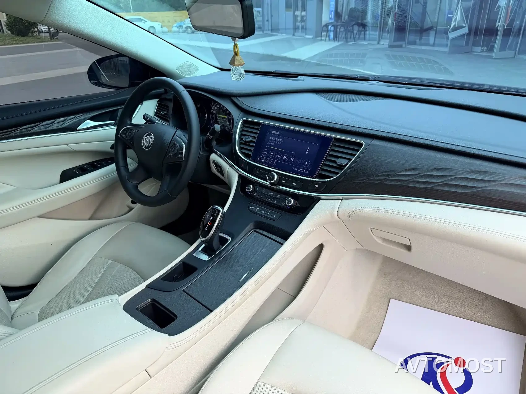 Buick LaCrosse 2022 Avenir First Edition — фото 10