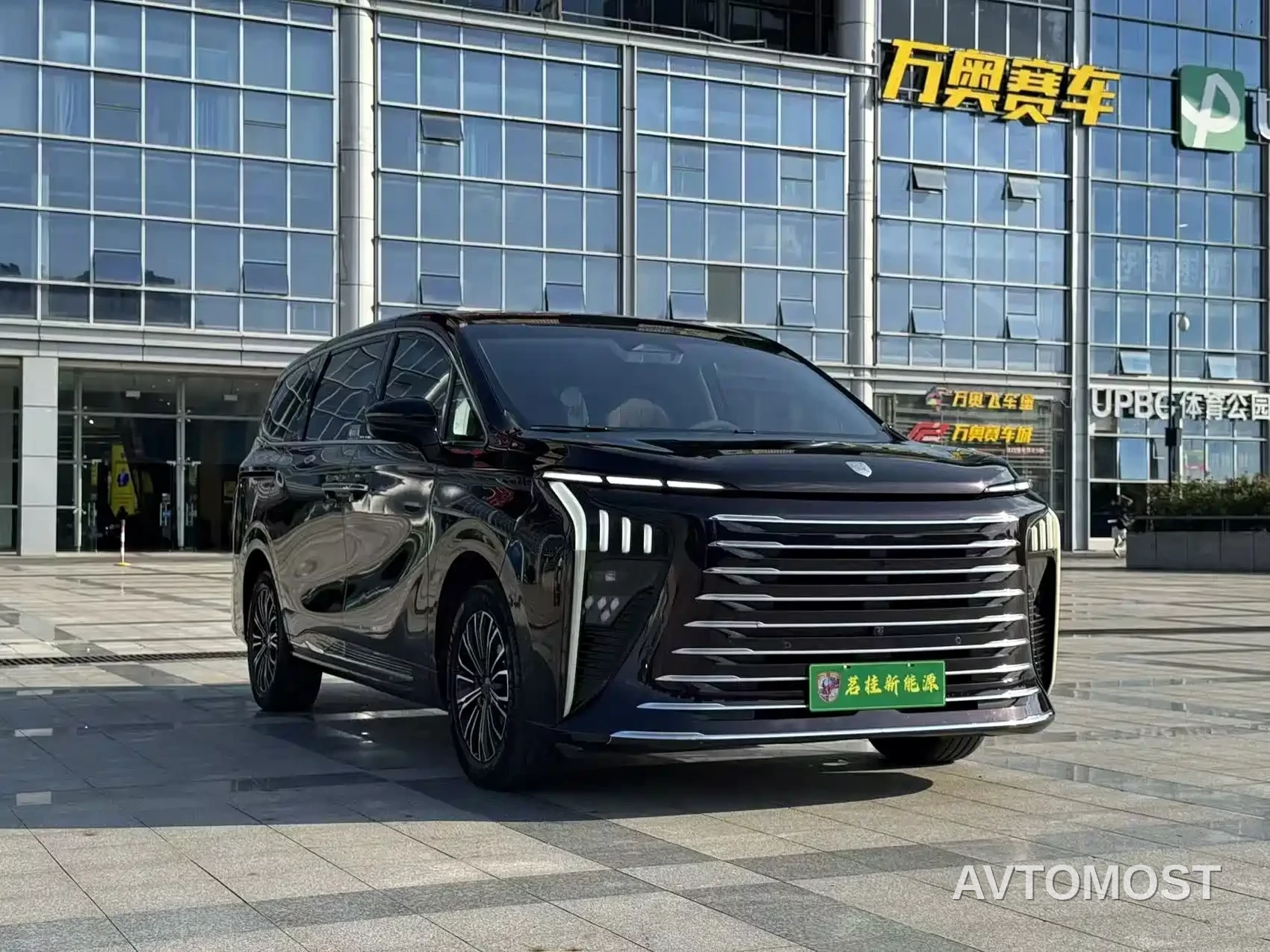 Dongfeng Fengxing Starlight V9 2024 1.5TD 200km Cloud Ladder Series Premium — фото 3