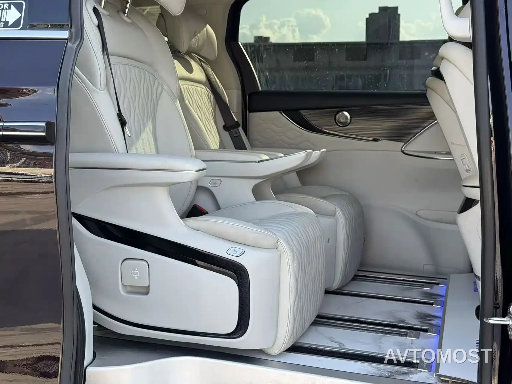 Dongfeng Fengxing Starlight V9 2024 1.5TD 200km Cloud Ladder Series Premium — фото 9