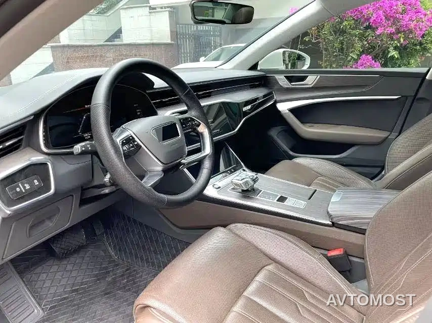 Audi A7L 2022 55 TFSI quattro S-line Zhiyuan Crystal Package — фото 3