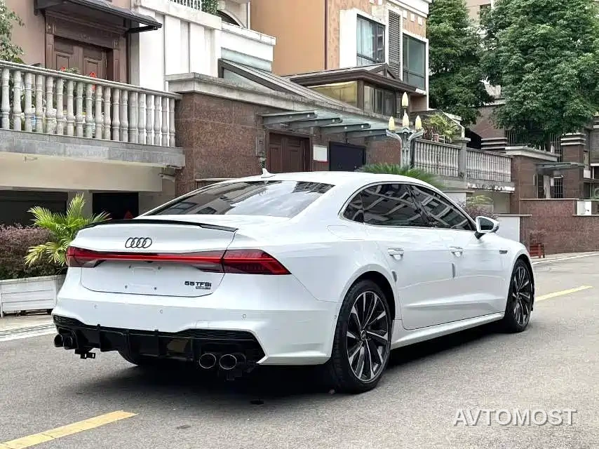 Audi A7L 2022 55 TFSI quattro S-line Zhiyuan Crystal Package — фото 7
