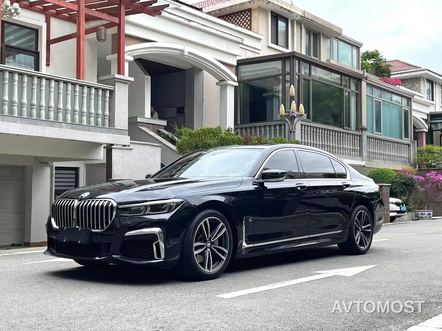 BMW 7 Series 2021 Model 730Li M Sport Package — фото 1