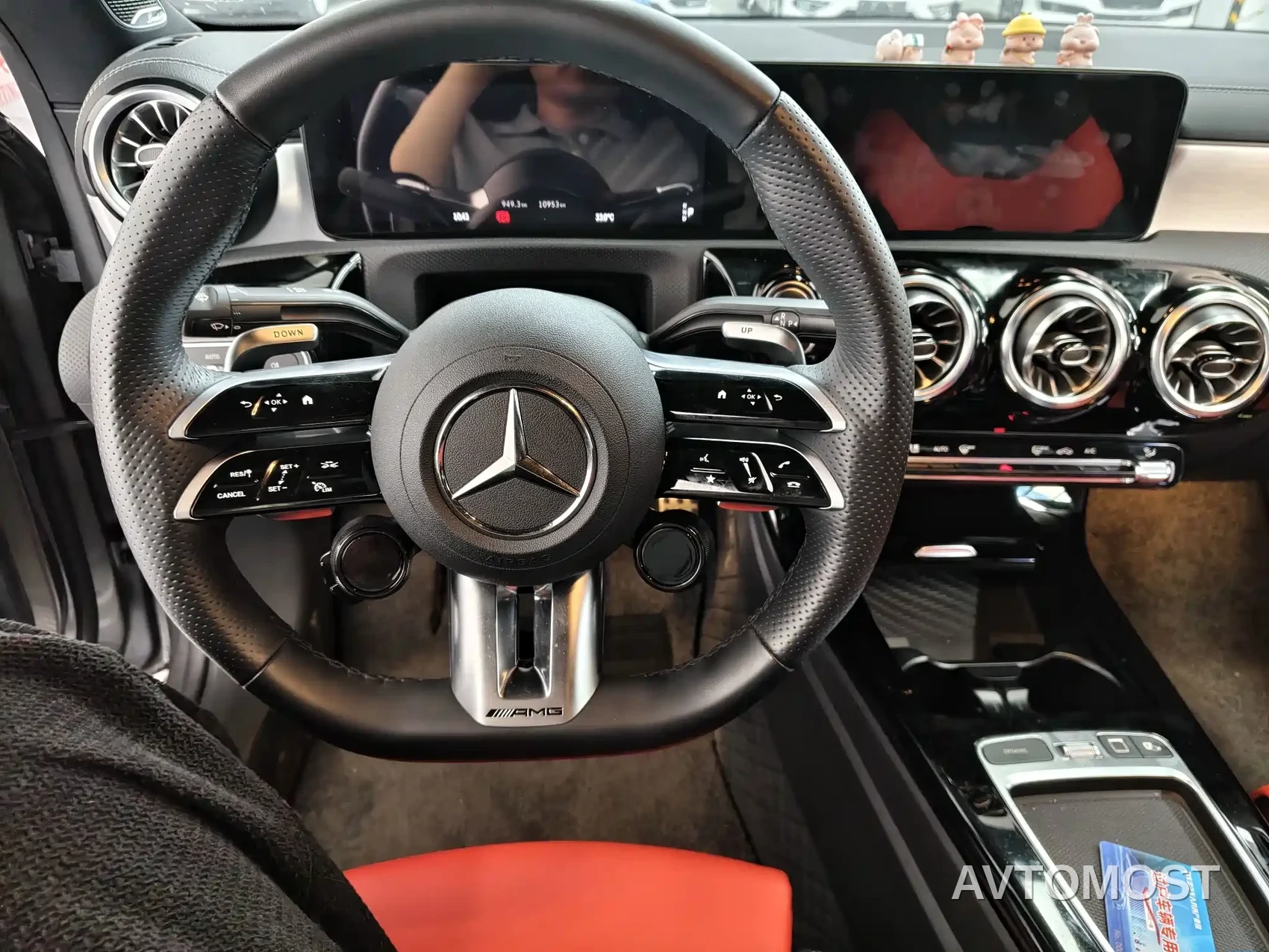 Mercedes-Benz CLA AMG 2025 AMG CLA 35 4MATIC — фото 8