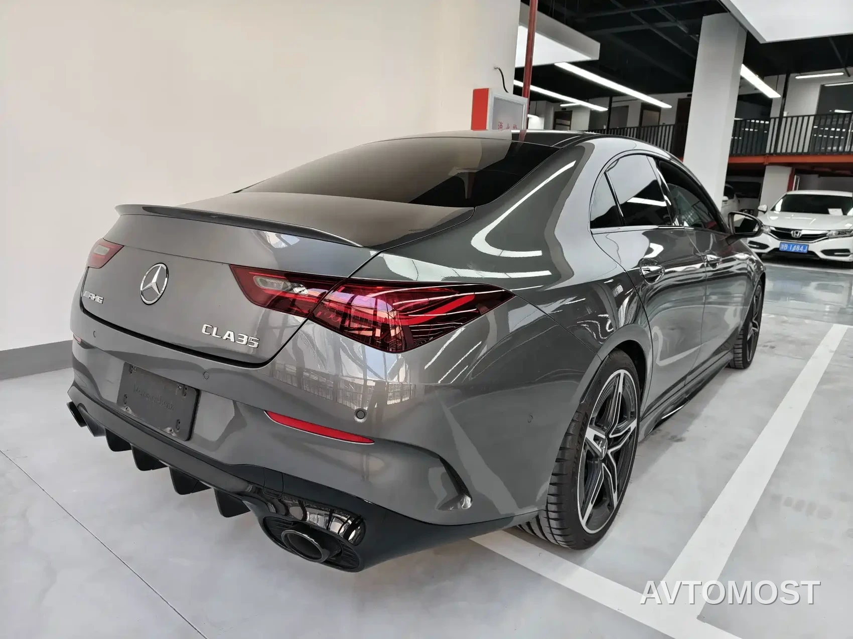 Mercedes-Benz CLA AMG 2025 AMG CLA 35 4MATIC — фото 10