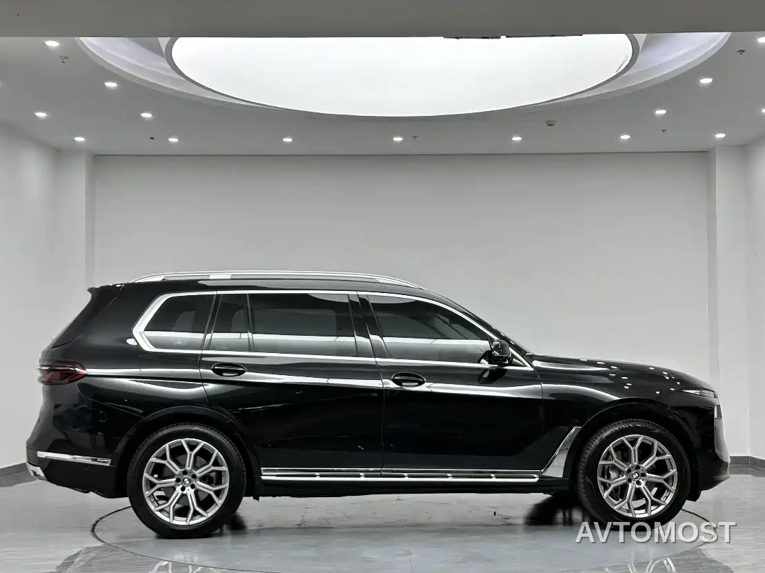 BMW X7 2023 xDrive40i Leading Luxury Package — фото 8