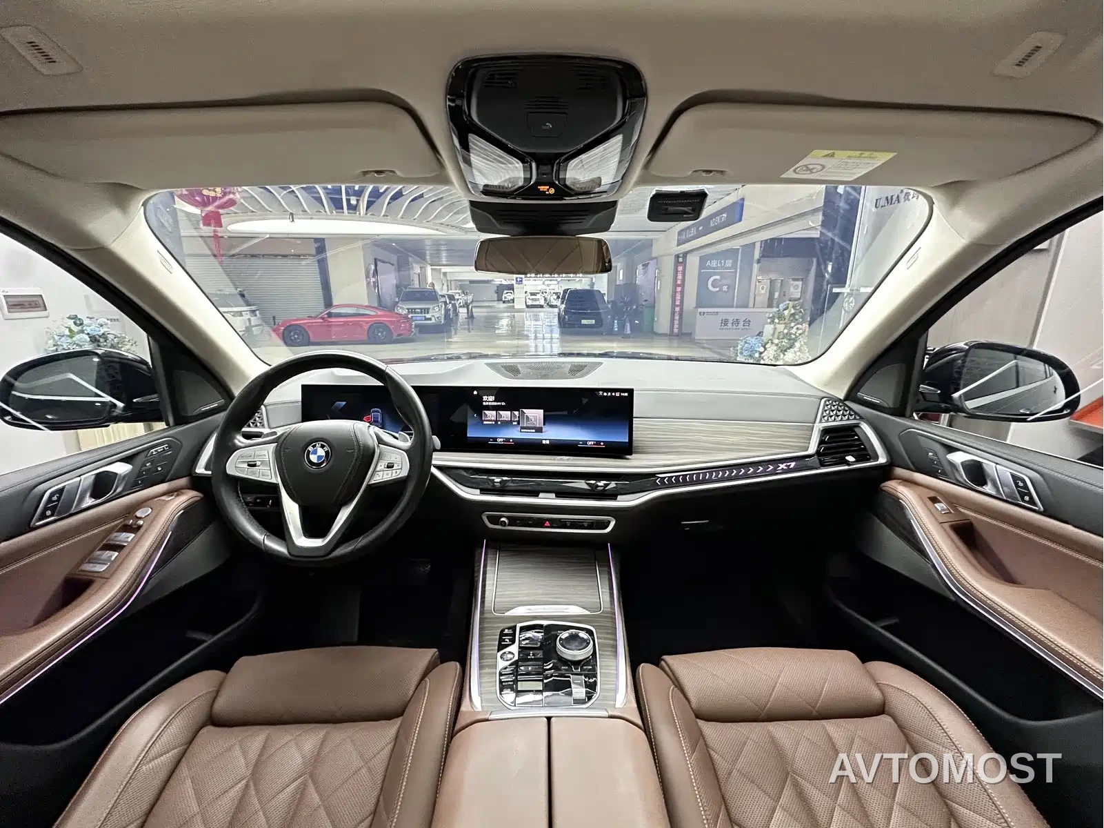 BMW X7 2023 xDrive40i Leading Luxury Package — фото 9