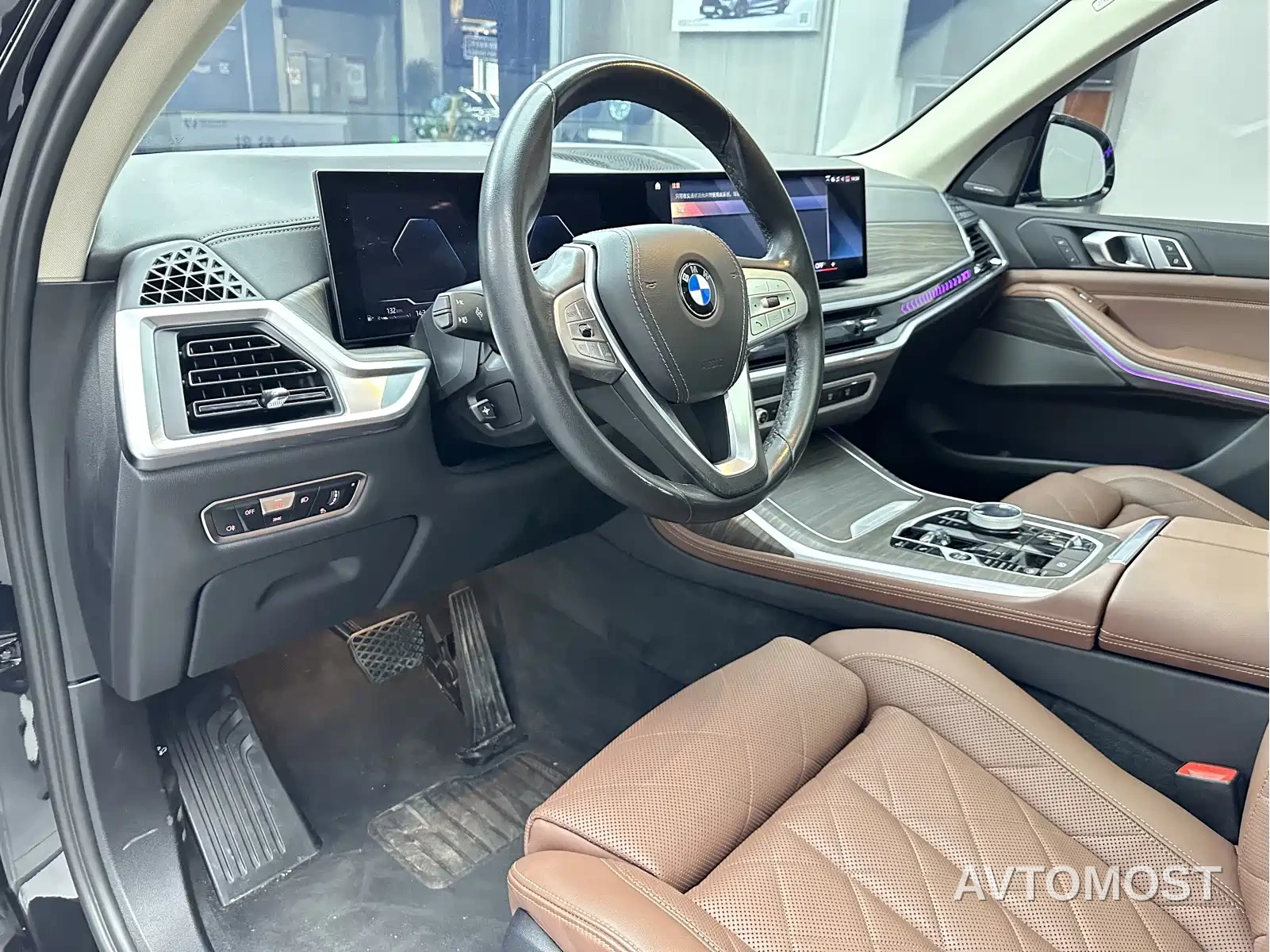 BMW X7 2023 xDrive40i Leading Luxury Package — фото 12
