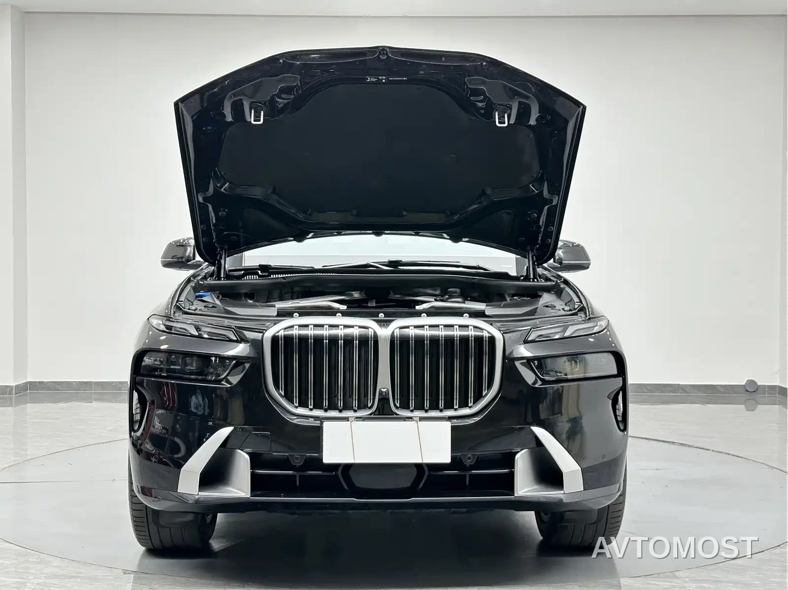 BMW X7 2023 xDrive40i Leading Luxury Package — фото 25