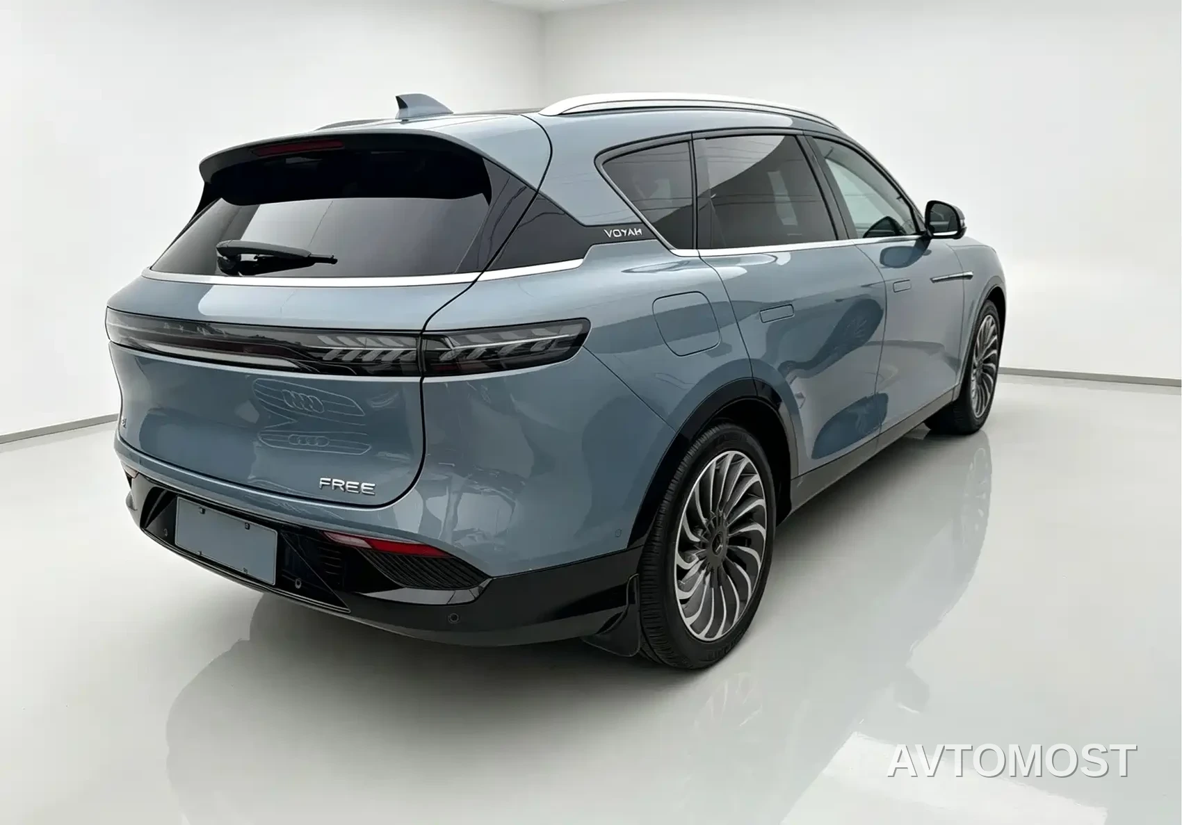 VOYAH FREE 2021 4WD Extended Range Launch Edition Exclusive Luxury Package — фото 3
