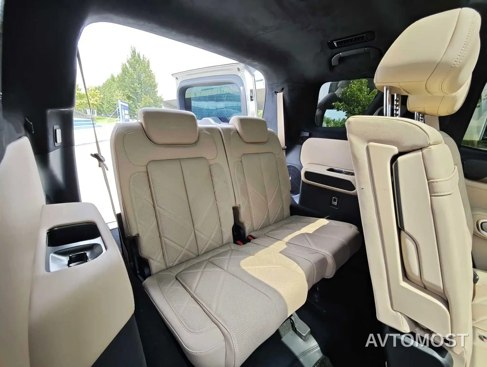Fang Cheng Bao Leopard 8 2025 Zhiyong Flagship 7-Seater — фото 15