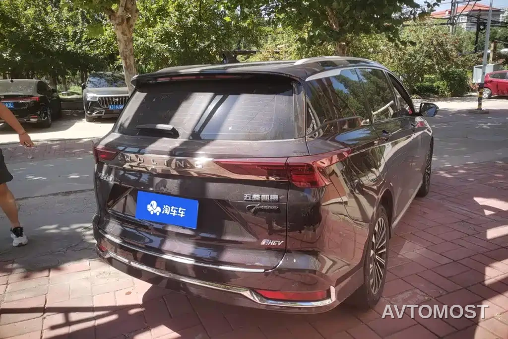 Wuling Victory 2023 2.0L DHT Luxury Edition — фото 3