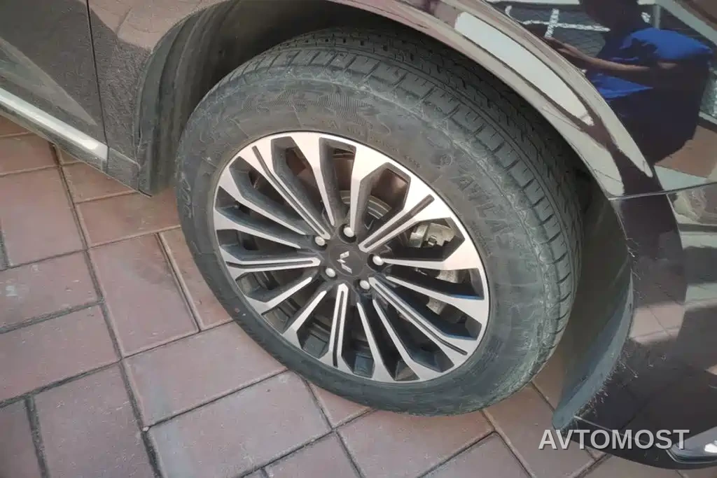 Wuling Victory 2023 2.0L DHT Luxury Edition — фото 5