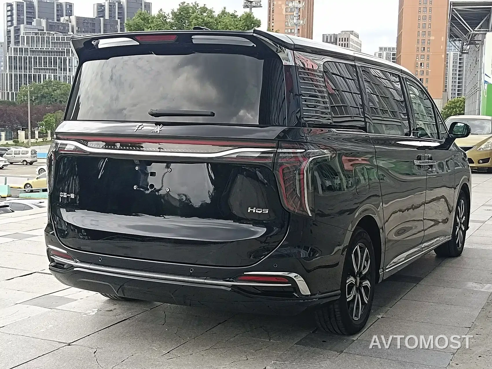 Hongqi HQ9 2023 2.0T Smart Connect Flag Enjoy Edition — фото 5