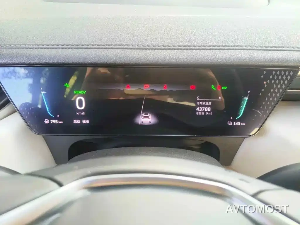 Wey Mocha New Energy 2023 2WD Long Range Edition — фото 4