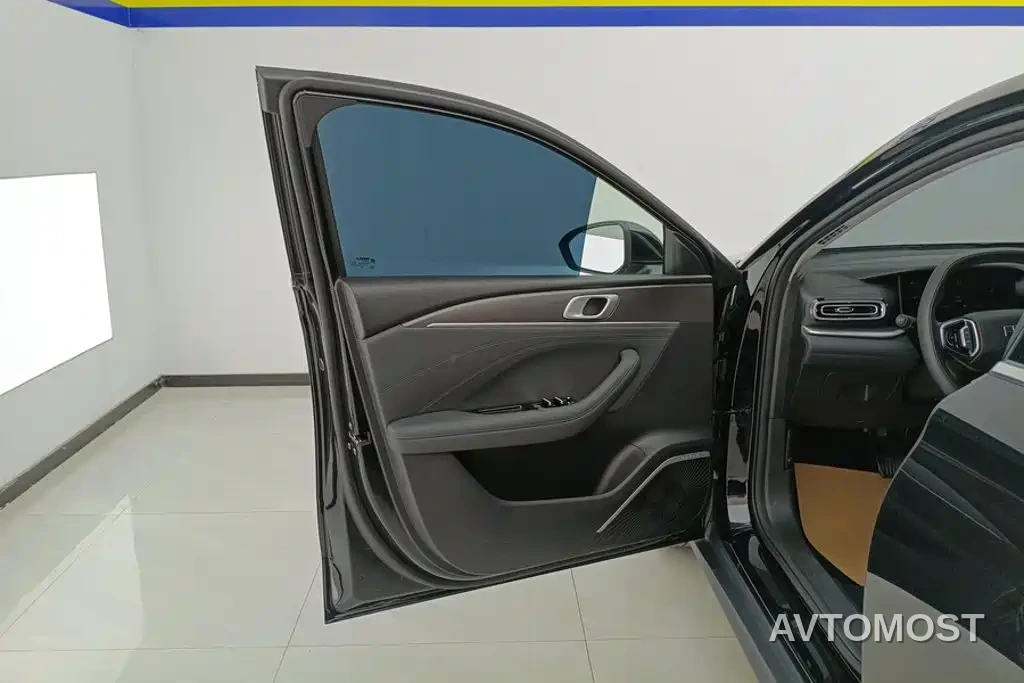 Geely Galaxy Stellar 6 2025 60km Voyager Edition — фото 7