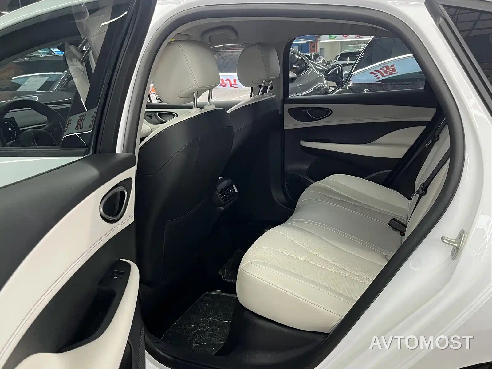 BYD Hai Bao 05 DM-i 2025 DM-i Smart Drive Edition 55KM Luxury — фото 9