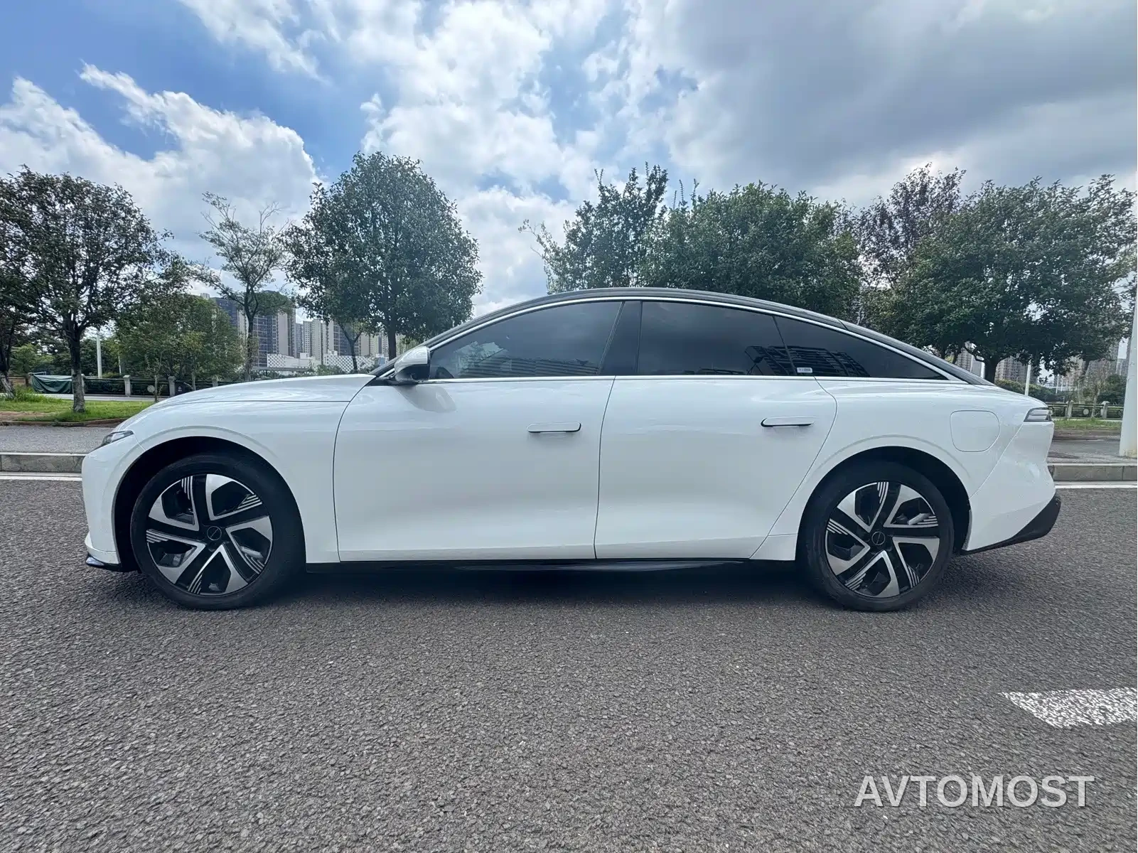 Dongfeng Fengxing Stellar S7 2024 555 Light Enjoyment Edition — фото 4