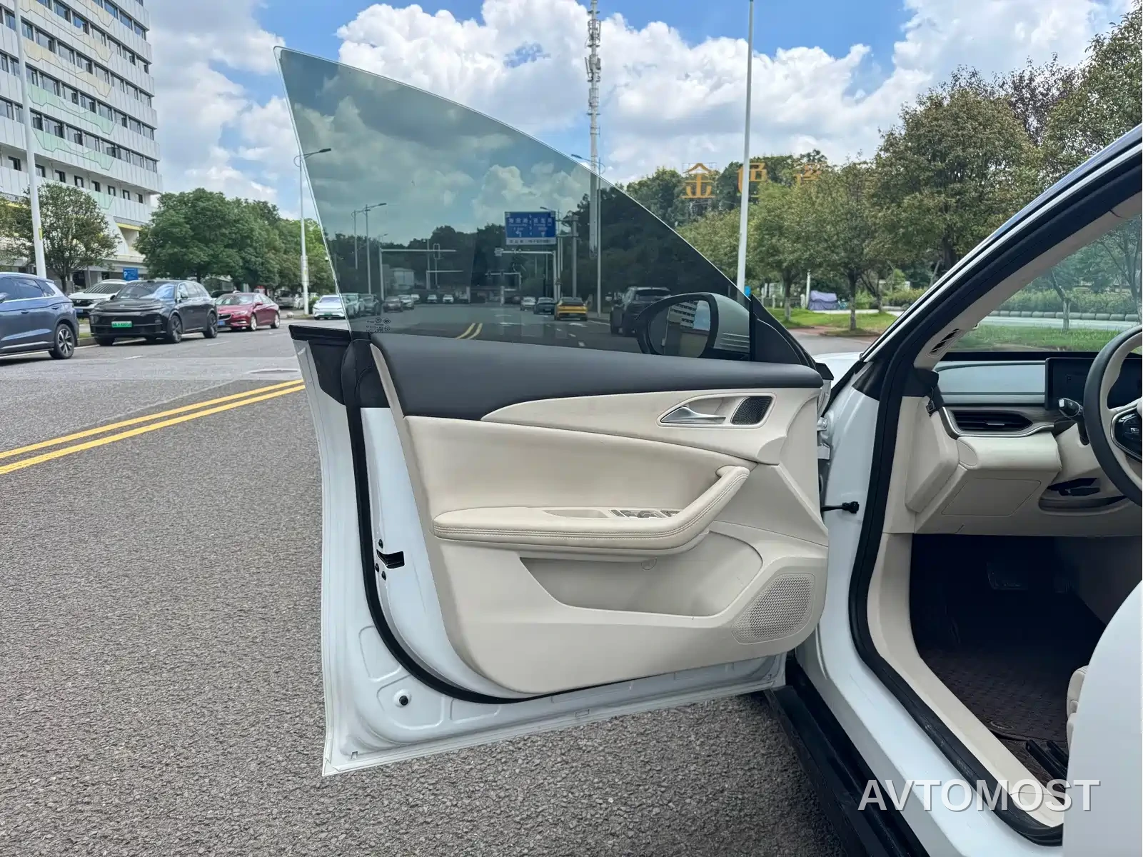Dongfeng Fengxing Stellar S7 2024 555 Light Enjoyment Edition — фото 5
