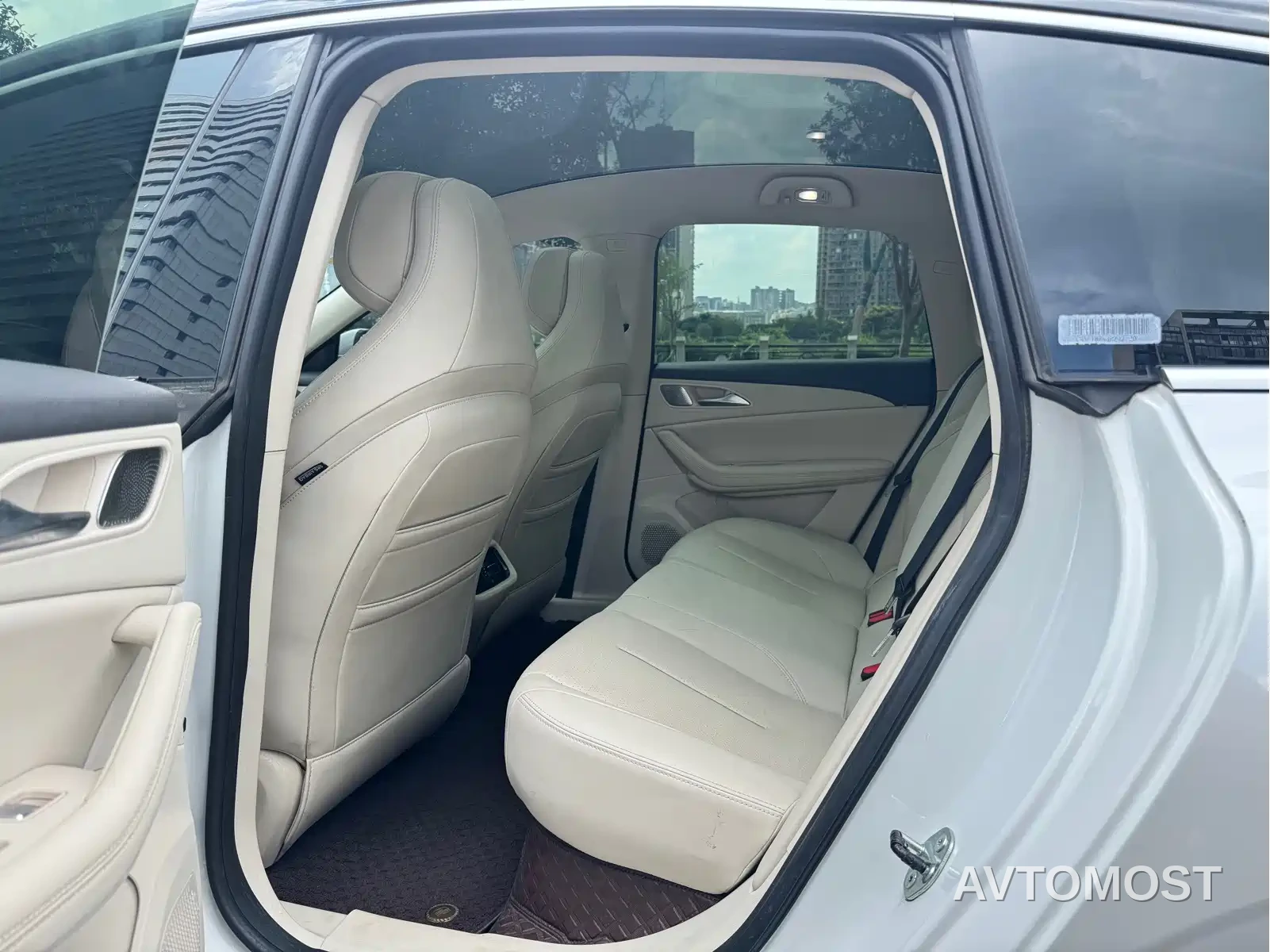 Dongfeng Fengxing Stellar S7 2024 555 Light Enjoyment Edition — фото 7