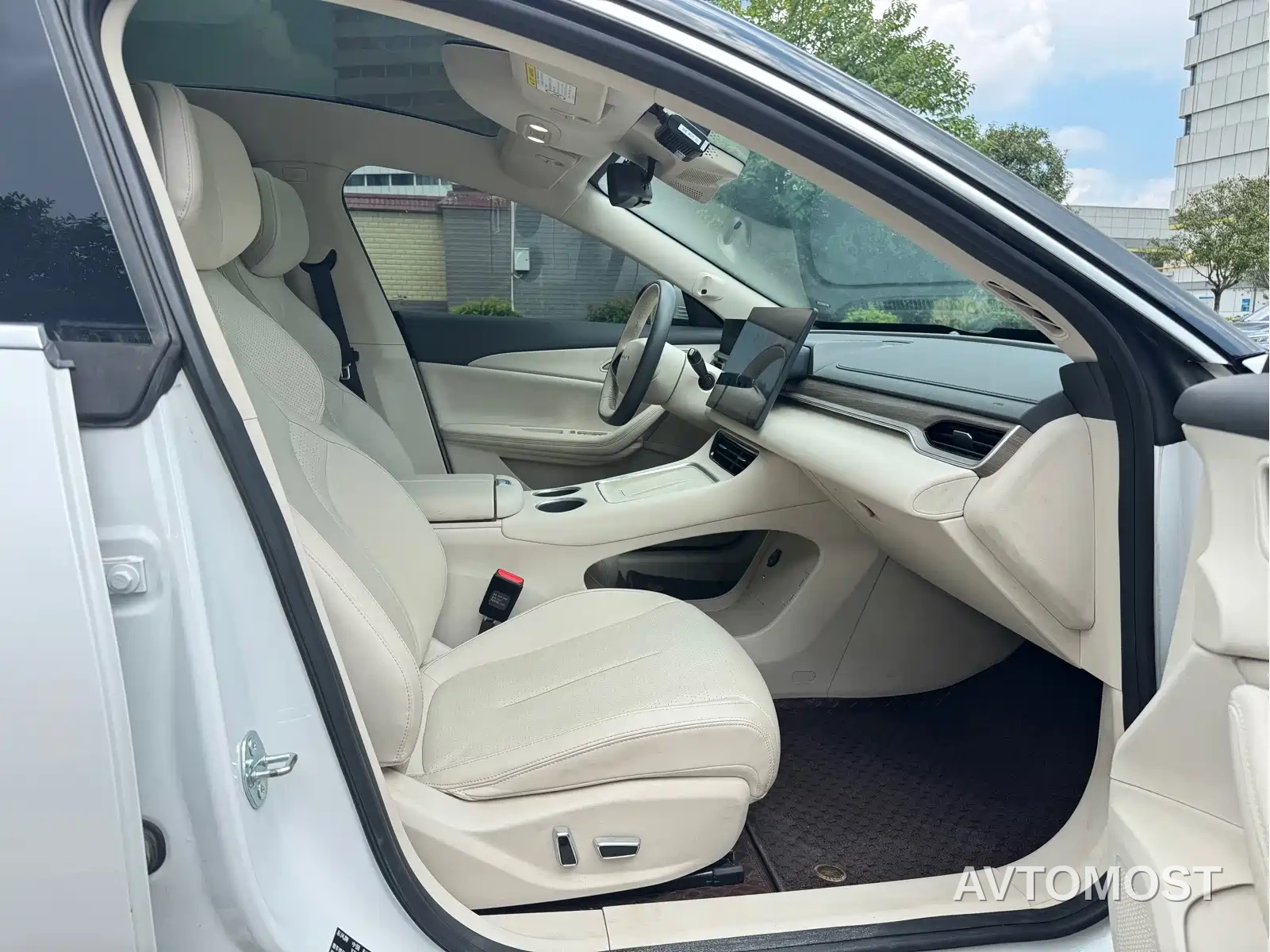 Dongfeng Fengxing Stellar S7 2024 555 Light Enjoyment Edition — фото 10