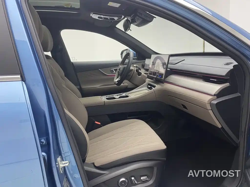 Chery Tiggo 8 PLUS C-DM 2025 1.5T 116km Premium 5-Seater — фото 16