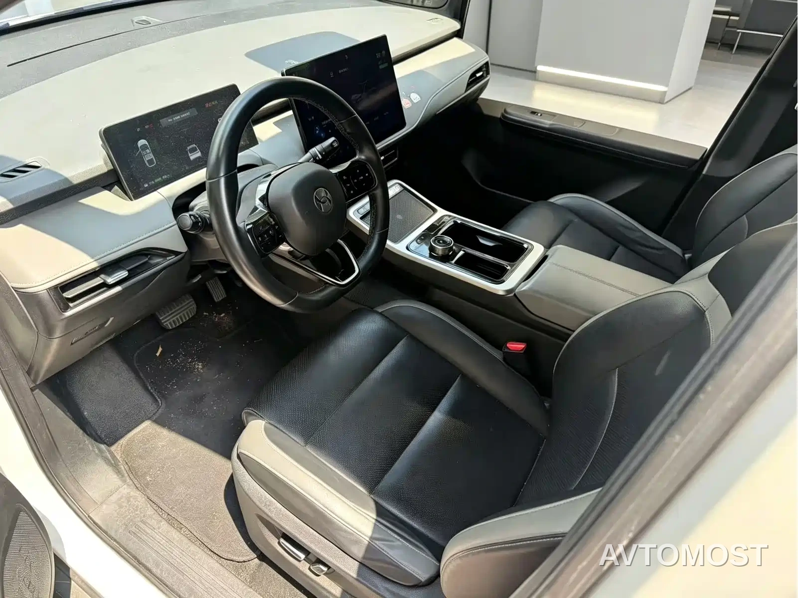 Hycan Z03 2022 Model 510km Trendy Smart Edition 135kW 63.98kWh — фото 4