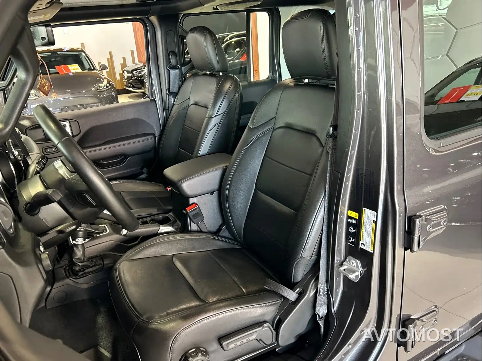 Jeep Wrangler 2022 2.0T Highland 4-Door — фото 11
