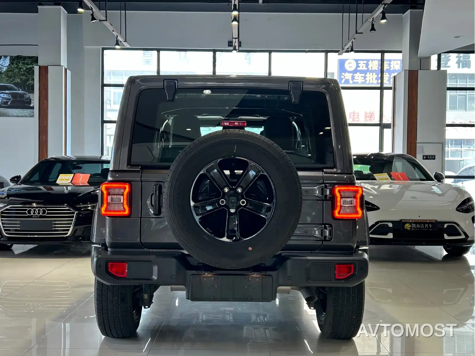 Jeep Wrangler 2022 2.0T Highland 4-Door — фото 24