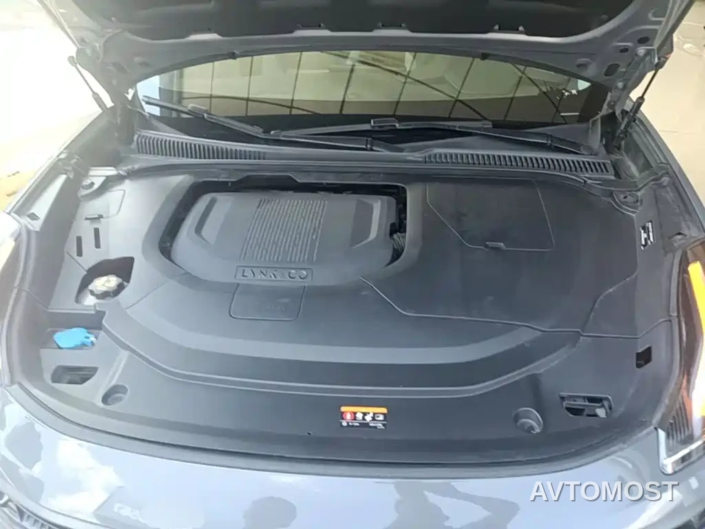 Lynk & Co 06 EM-P 2020 PHEV Plus — фото 16