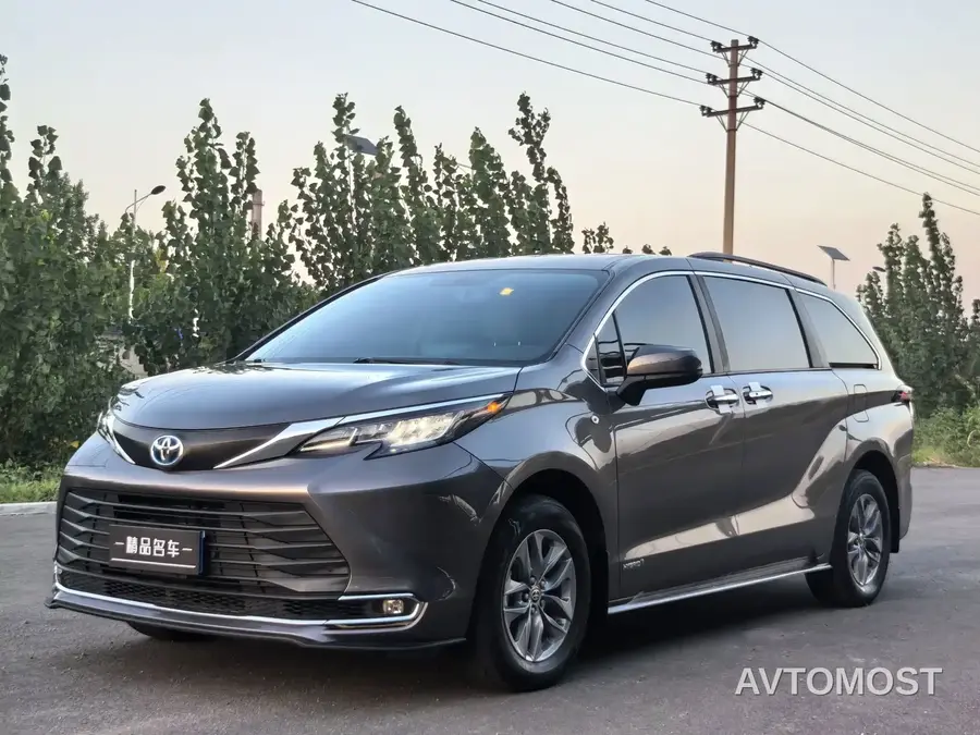 Toyota Sienna 2021 2.5L Hybrid Luxury Edition