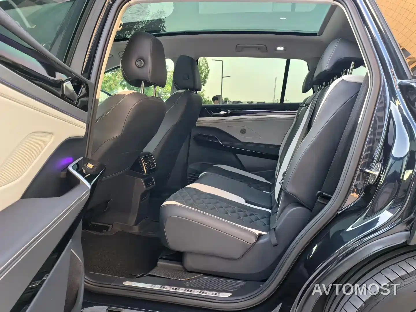 Volkswagen ID.6 CROZZ 2021 Long Range PRO Version — фото 5