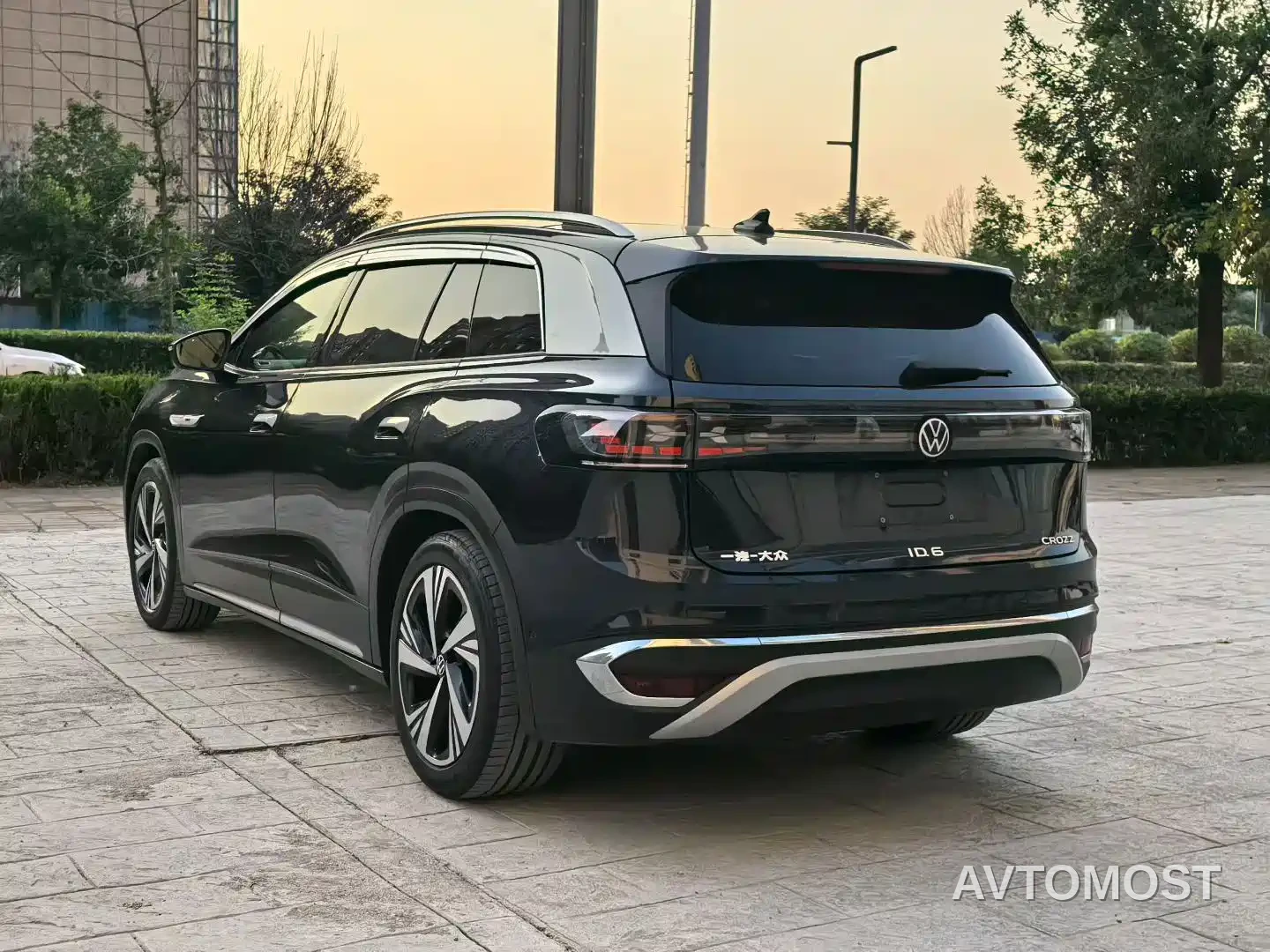 Volkswagen ID.6 CROZZ 2021 Long Range PRO Version — фото 7